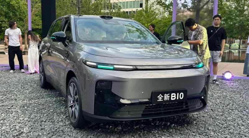Leapmotor B10 и B01 получили 800-вольтовую платформу в массовом сегменте
